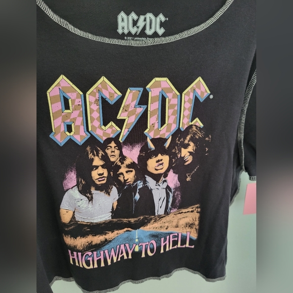 ACDC Highway to Hell Graphic Cropped Short Sleeve XXL Top Shirt - Picture 2 of 6